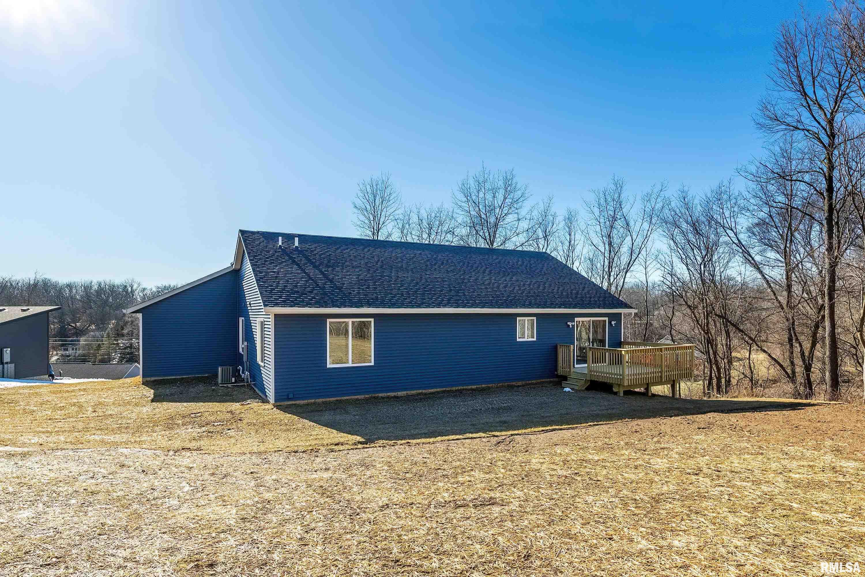 1237 Waverly Road Davenport, IA 52804 - Photo 29 of 31 Gallery Image 29