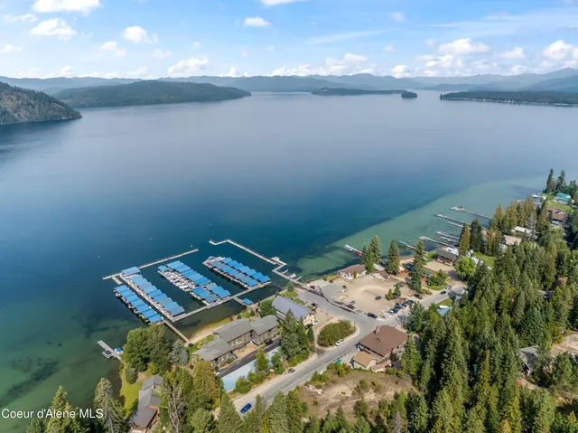 $775,000 | 328 Bayview Drive, Coolin, ID 83821