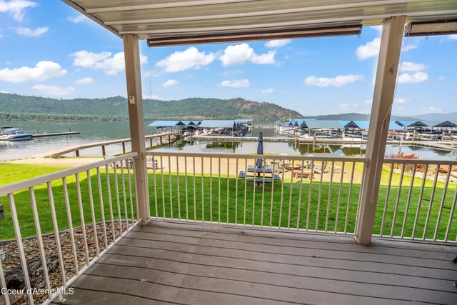 $775,000 | 328 Bayview Drive, Coolin, ID 83821