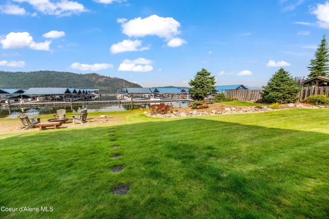 $775,000 | 328 Bayview Drive, Coolin, ID 83821