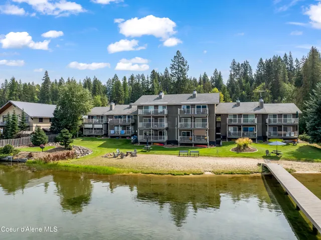 $775,000 | 328 Bayview Drive, Coolin, ID 83821