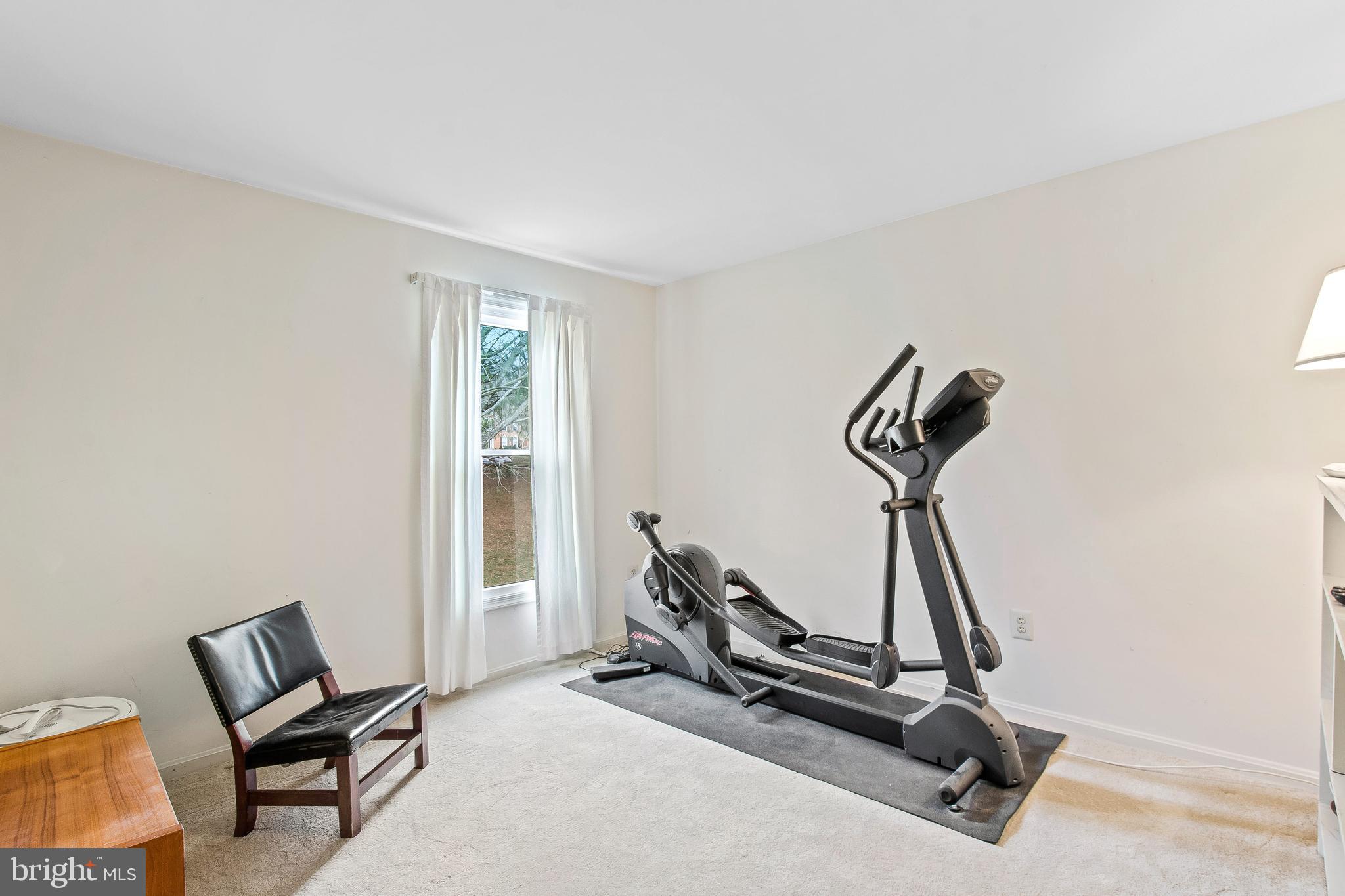 13813 Turnmore Road Silver Spring, MD 20906 - Photo 29 of 38 Bedroom 3