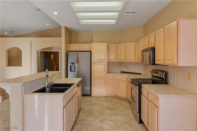 $339,900 | 1210 Country Club Drive, Laughlin, NV 89029