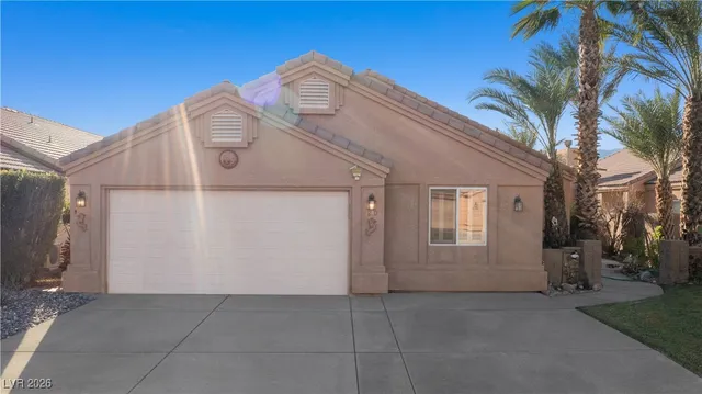 $339,900 | 1210 Country Club Drive, Laughlin, NV 89029