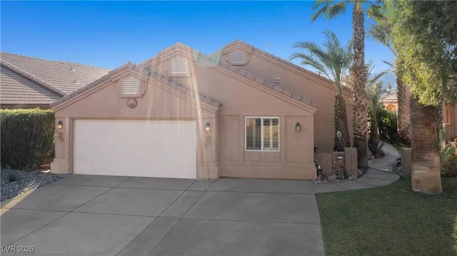 $339,900 | 1210 Country Club Drive, Laughlin, NV 89029