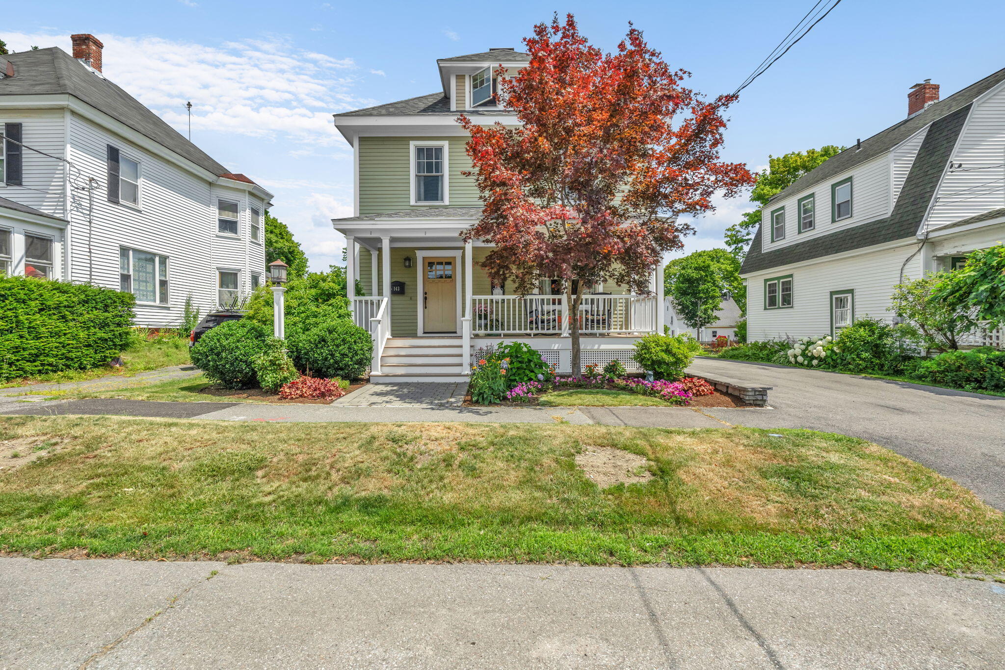 143 Maple Street Bangor, ME 04401 - Photo 10 of 94 Daytime Front
