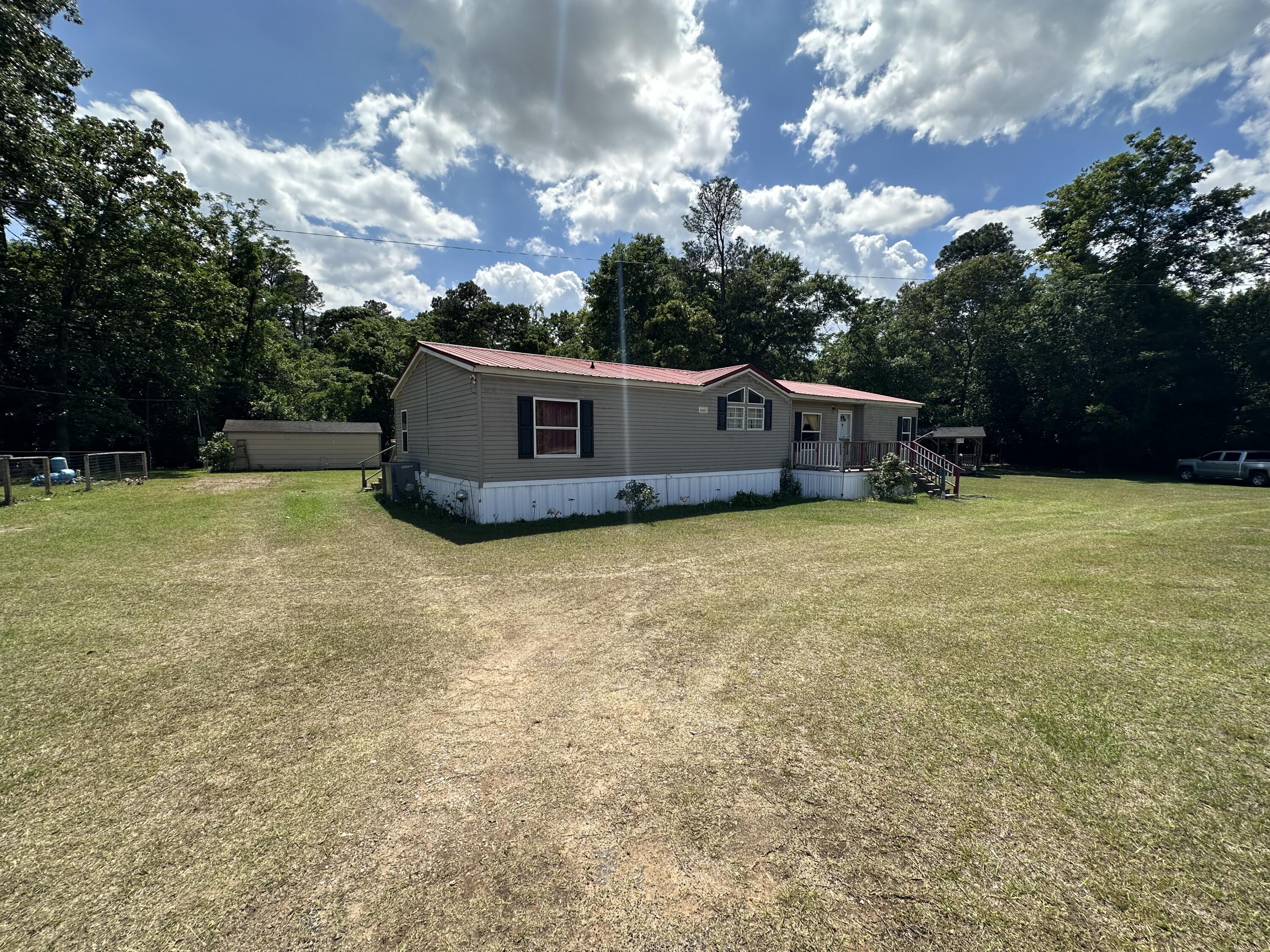 470 Old River Road Elloree, SC 29047 - Photo 2 of 27 IMG_4248