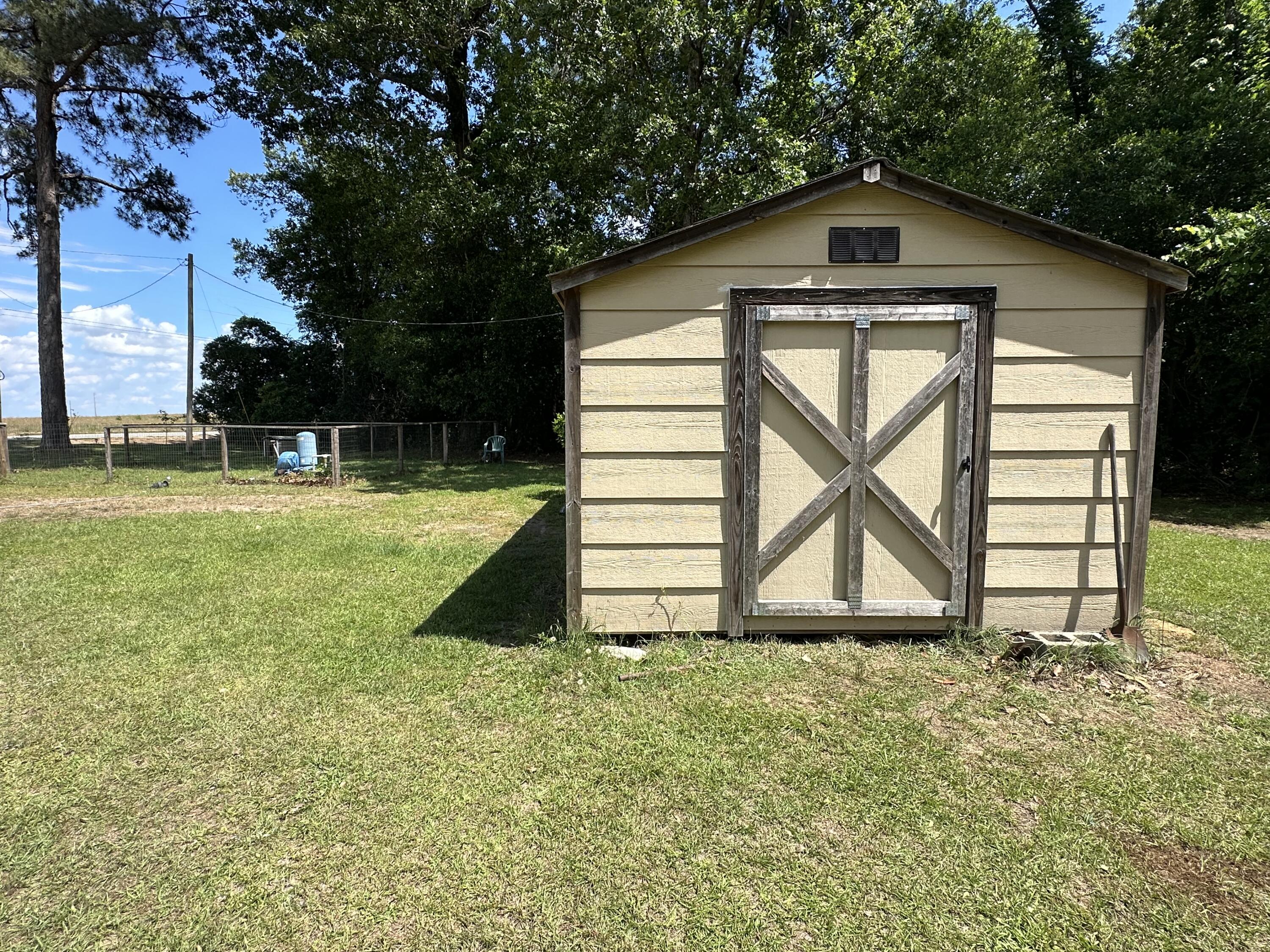 470 Old River Road Elloree, SC 29047 - Photo 7 of 27 IMG_4246