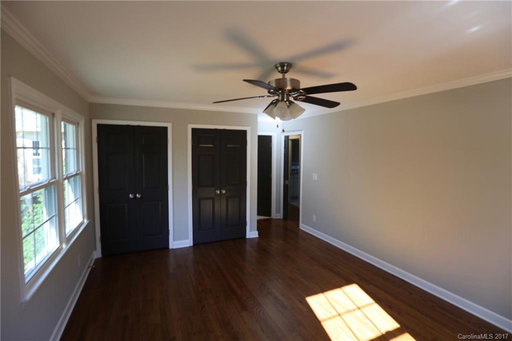 910 Lansdowne Road Charlotte, NC 28270 - Photo 15 of 20 Gallery Image 15