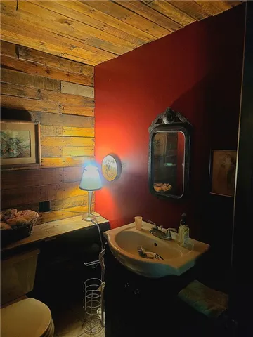 $299,900 | 323 Gohan Road, Maryland, NY 12155