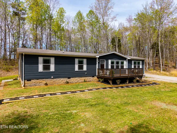 $650,000 | 702 Dogwood Valley Road, Kingston, TN 37763