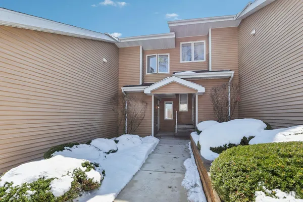$284,900 | 208 Creek Edge Court, Waunakee, WI 53597
