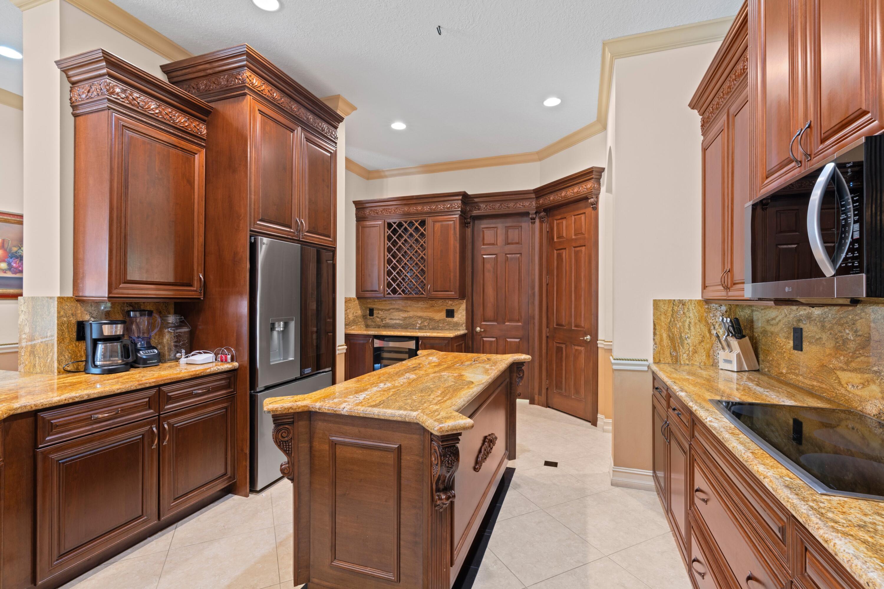 21134 Falls Ridge Way Boca Raton, FL 33428 - Photo 16 of 36 16