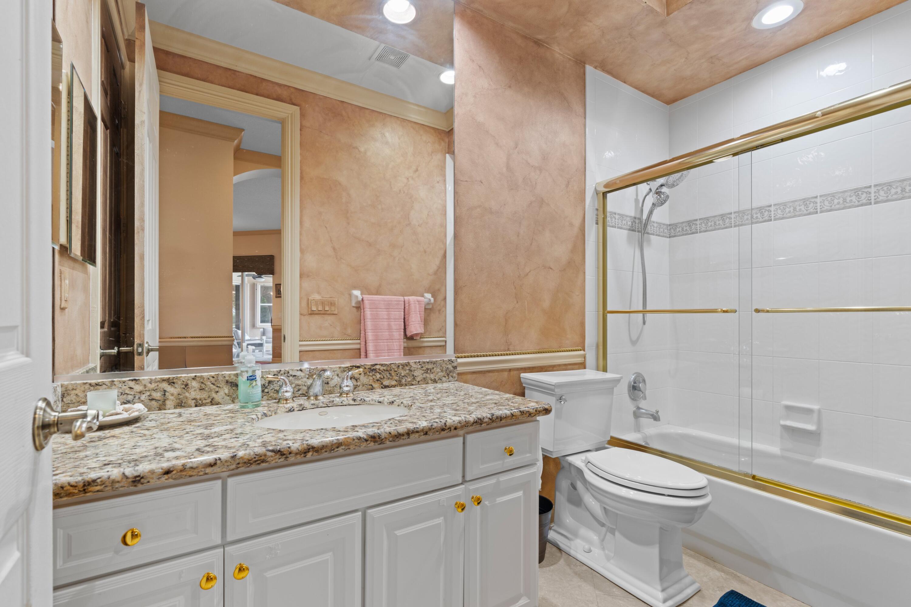 21134 Falls Ridge Way Boca Raton, FL 33428 - Photo 24 of 36 24