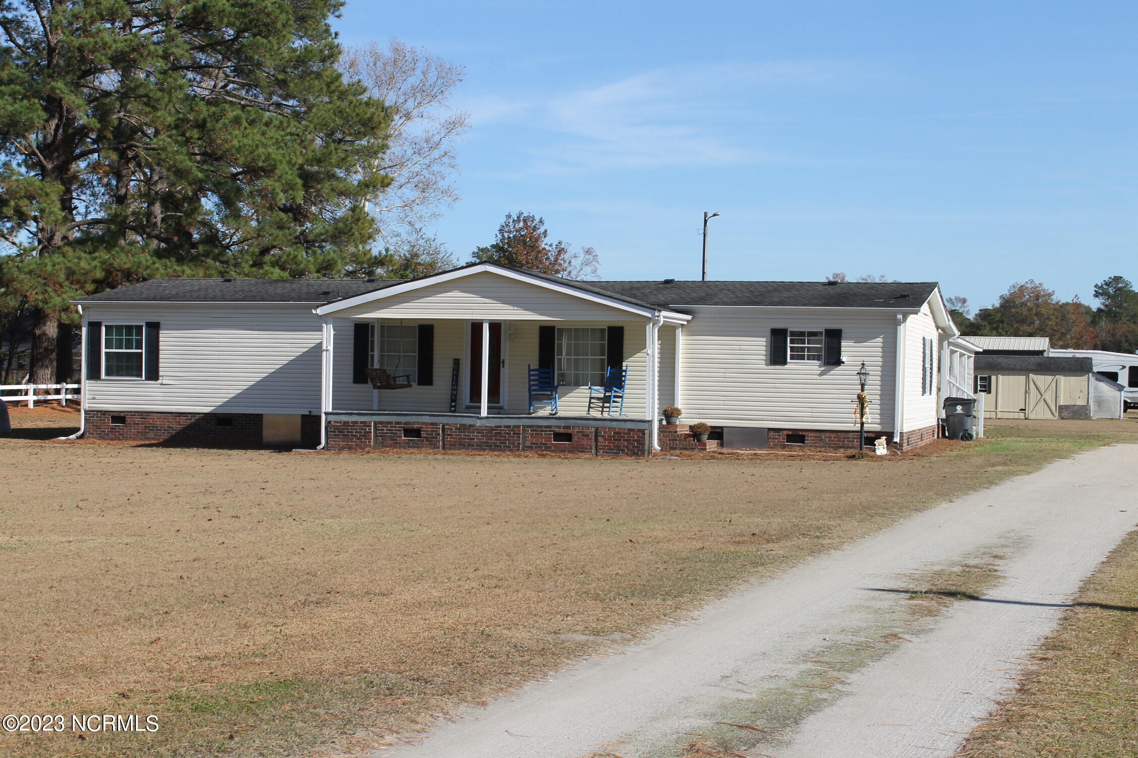 1660 Old Boardman Road Evergreen, NC 28438 - Photo 2 of 44 IMG_1864