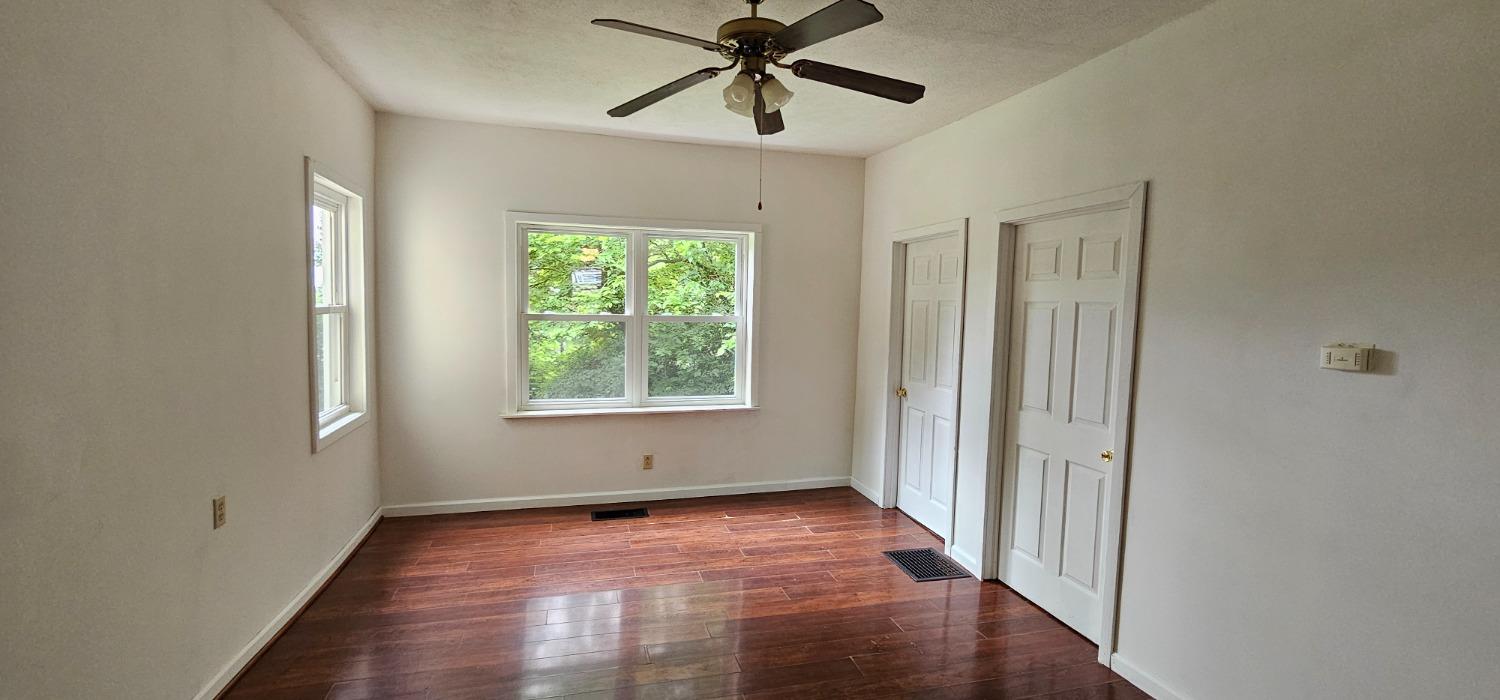 129 Spring Street Connersville, IN 47331 - Photo 7 of 11