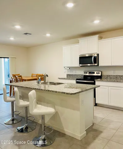 $2,600 | 7351 Amethyst Avenue, Grant, FL 32949