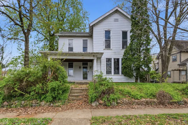 $220,000 | 403 West North Street, Greenfield, IN 46140