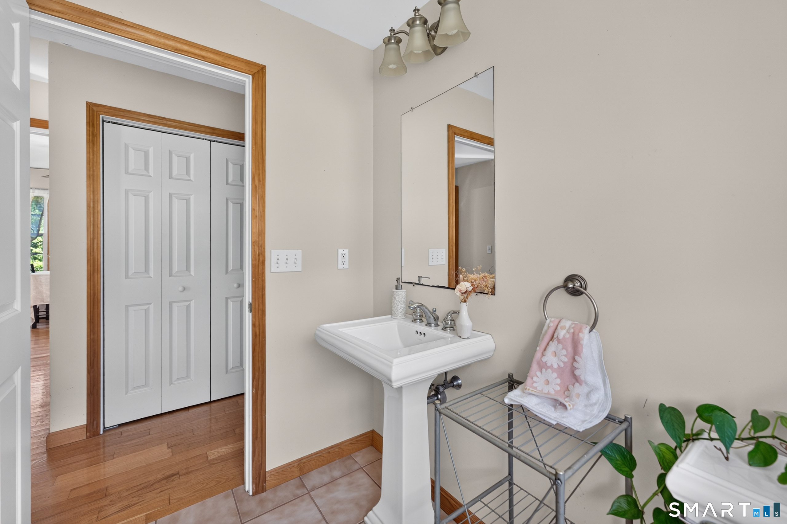 160 River Road Preston, CT 06365 - Photo 20 of 40 Gallery Image 20