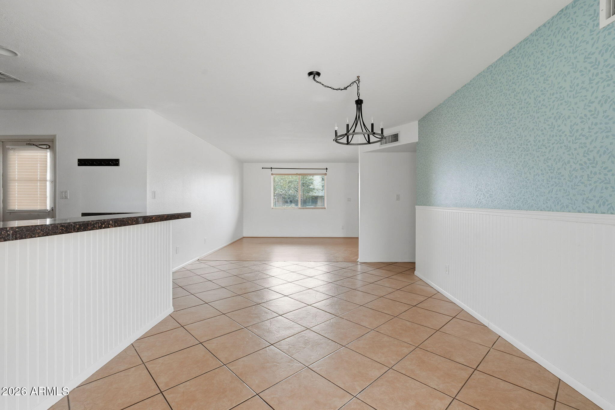 222 West Ivyglen Street Mesa, AZ 85201 - Photo 2 of 27 Dining Area