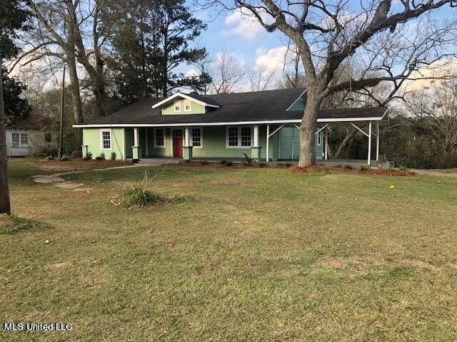 $195,000 | 534 Simpson Highway 149, Magee, MS 39111