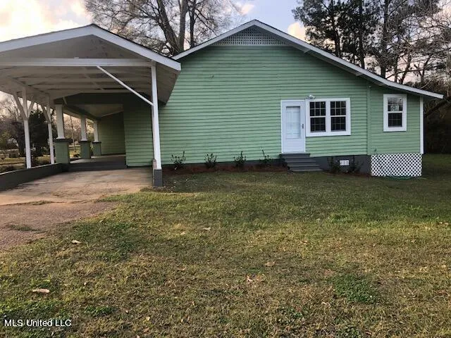 $195,000 | 534 Simpson Highway 149, Magee, MS 39111