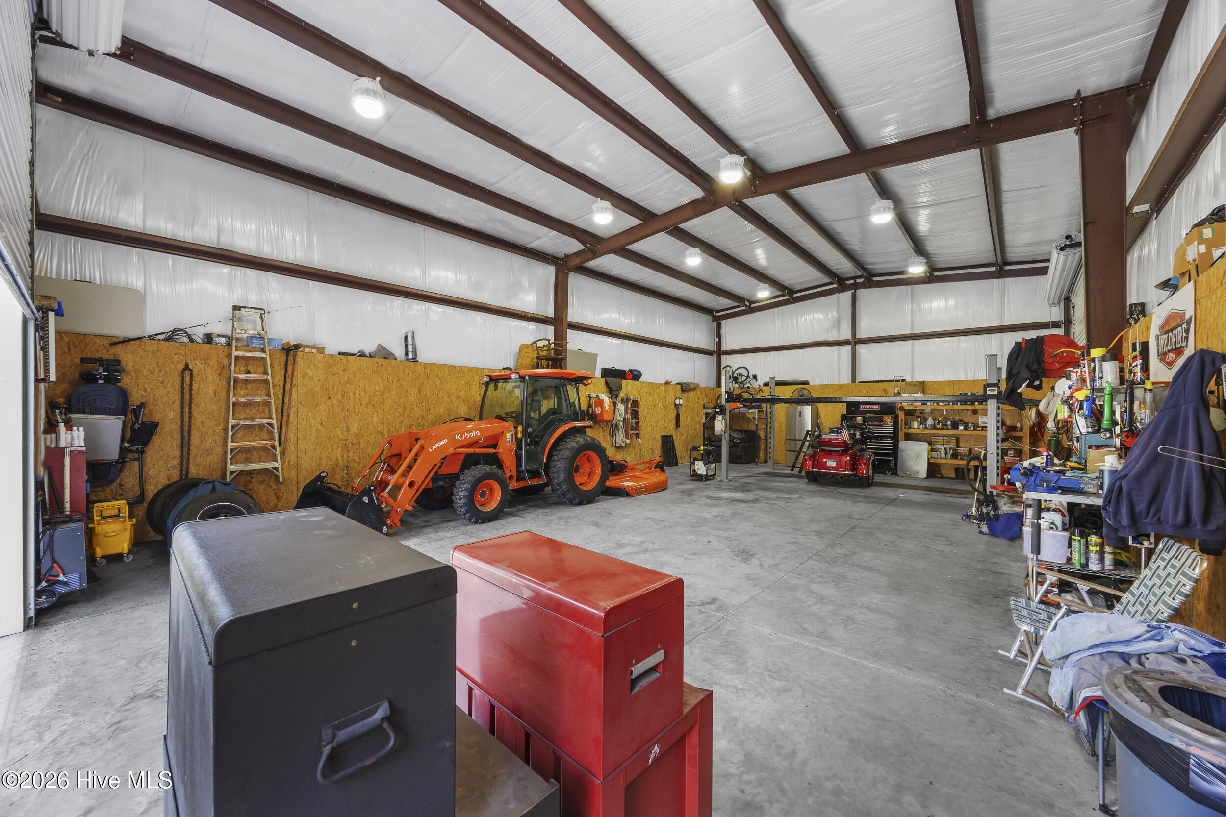 6079 Bell Williams Road Currie, NC 28435 - Photo 34 of 58 34_garage