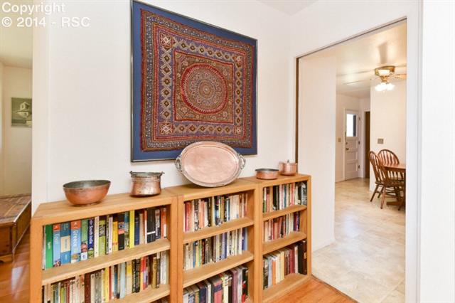 804 Cresta Road Colorado Springs, CO 80906 - Photo 7 of 24 Gallery Image 7