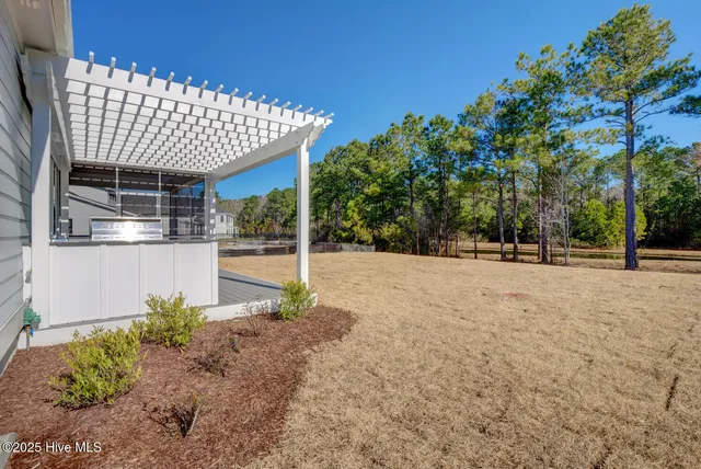 $869,000 | 209 Creek View Circle, Sneads Ferry, NC 28460