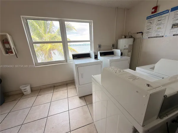 $199,000 | 1075 Northeast Miami Gardens Drive, Unit 306, Miami, FL 33179
