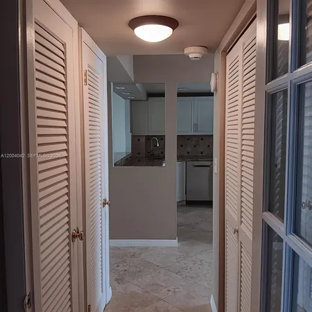 $199,000 | 1075 Northeast Miami Gardens Drive, Unit 306, Miami, FL 33179