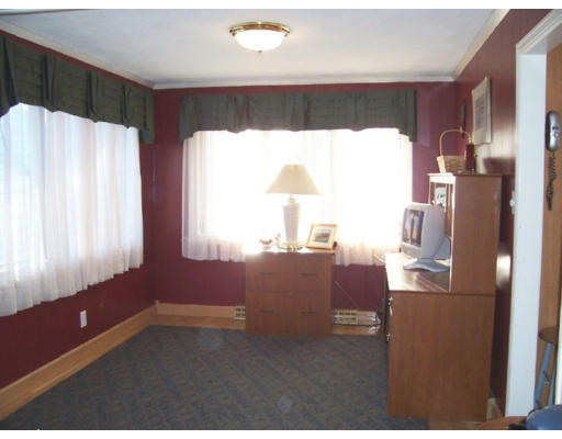 77 Draper Street Lowell, MA 01852 - Photo 6 of 15 Gallery Image 6