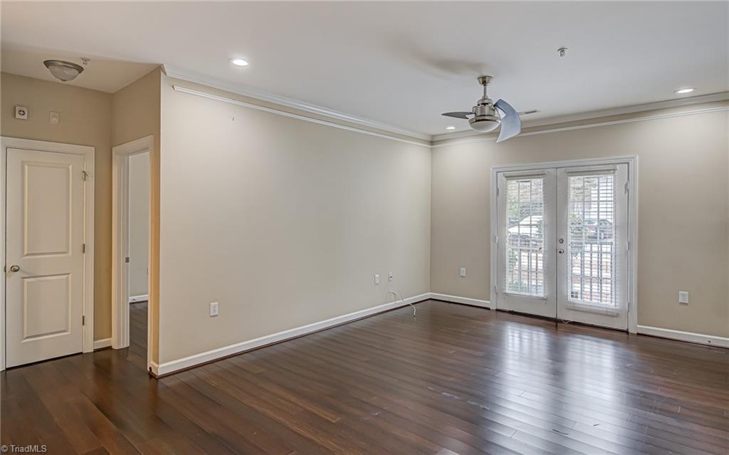 108 Sunset Circle, Unit 104 Greensboro, NC 27408 - Photo 14 of 23