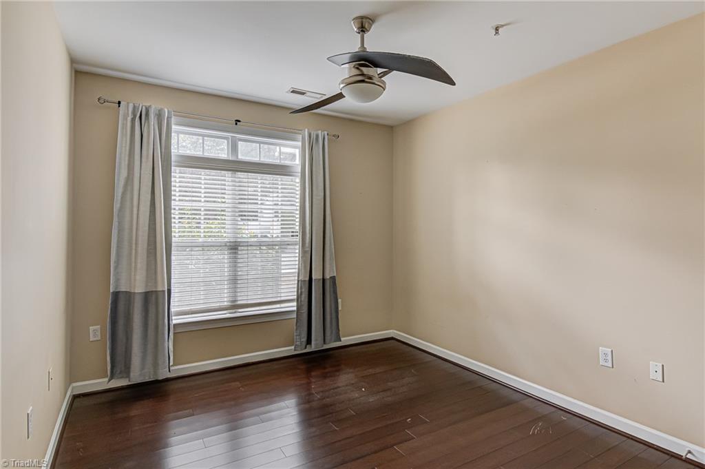 108 Sunset Circle, Unit 104 Greensboro, NC 27408 - Photo 17 of 23