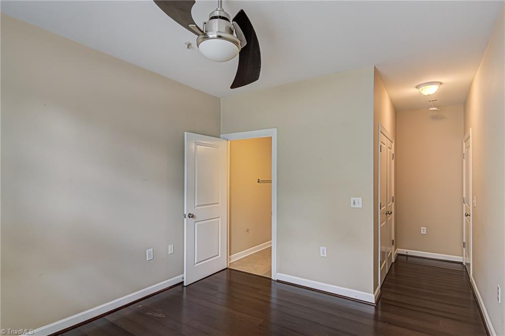 108 Sunset Circle, Unit 104 Greensboro, NC 27408 - Photo 18 of 23