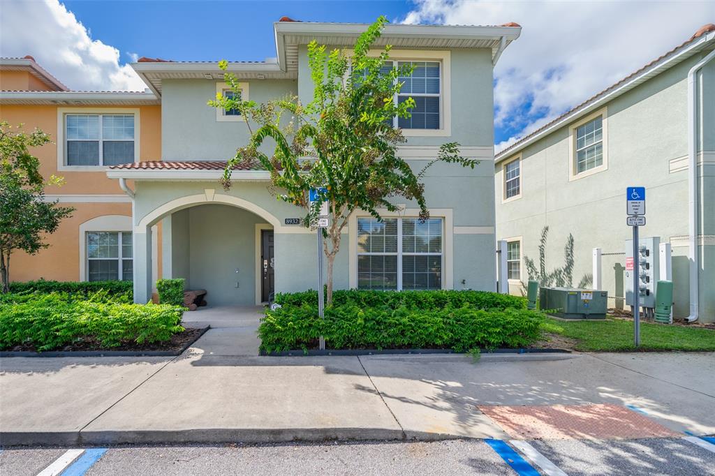 8932 Majesty Palm Road Kissimmee, FL 34747 - Photo 1 of 40 Gallery Image 1