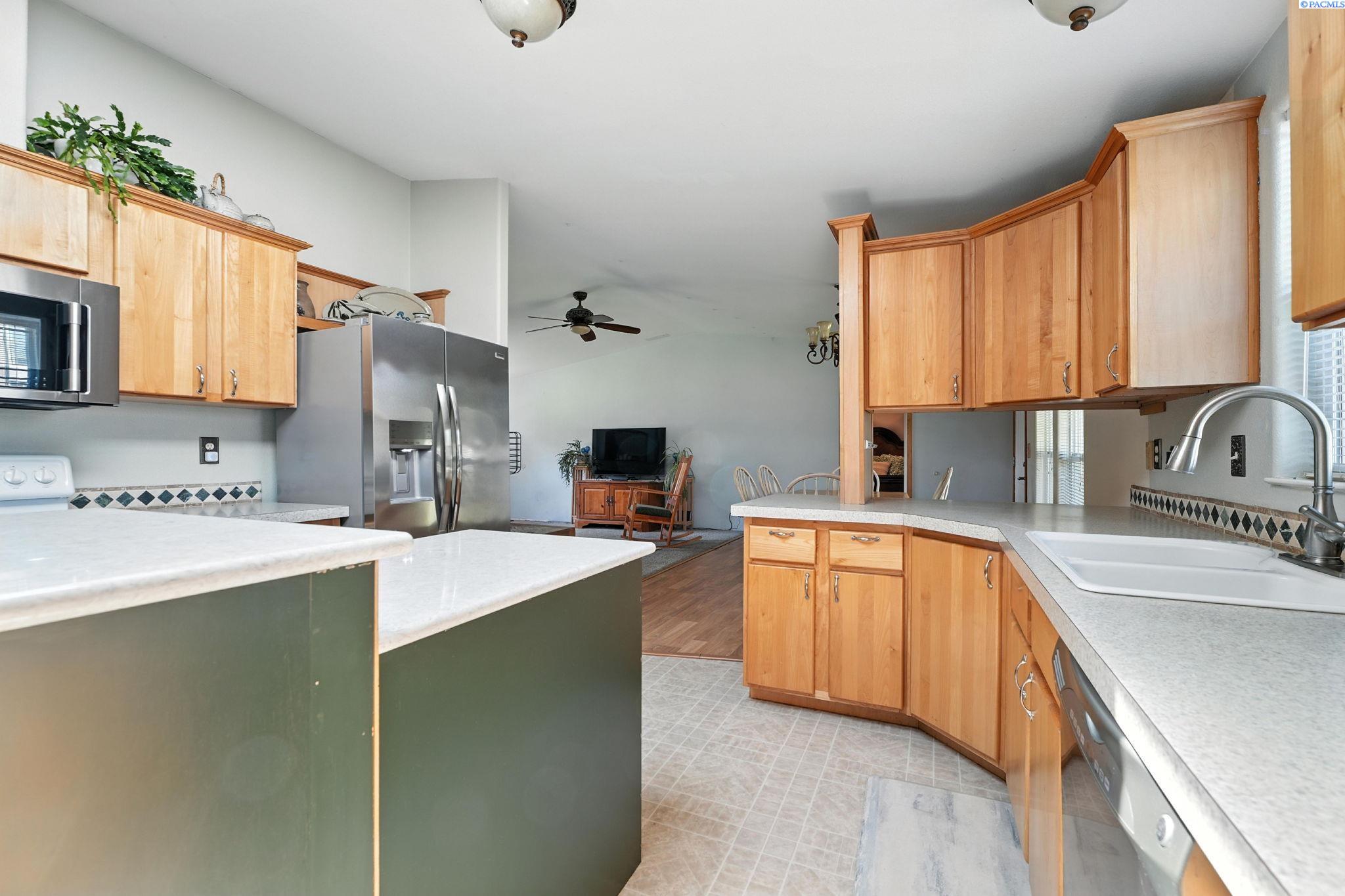 6802 East Pendleton Road Benton City, WA 99320 - Photo 12 of 35 Gallery Image 12