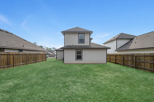 $1,895 | 12998 Sorrento Bay Drive, Willis, TX 77318