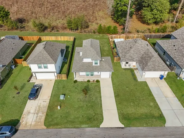 $1,895 | 12998 Sorrento Bay Drive, Willis, TX 77318