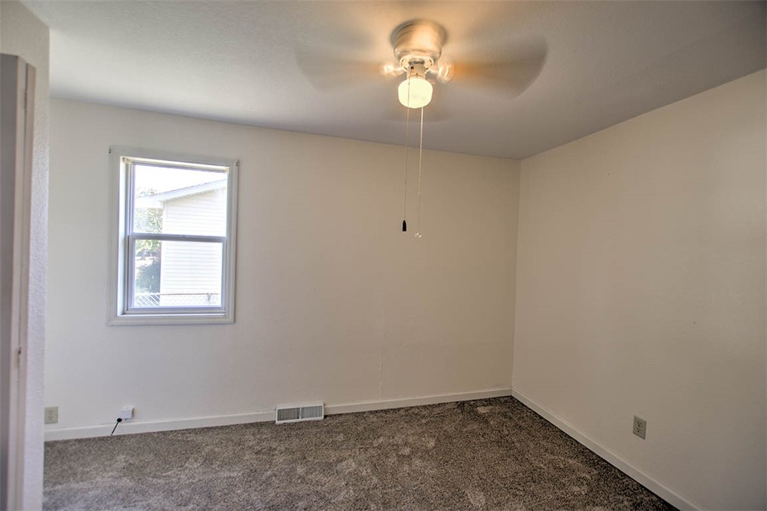 435 Dawson Road Decatur, IL 62521 - Photo 16 of 21