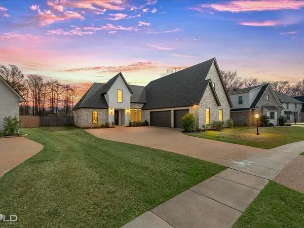 $520,000 | 217 Conti Way, Bossier City, LA 71111
