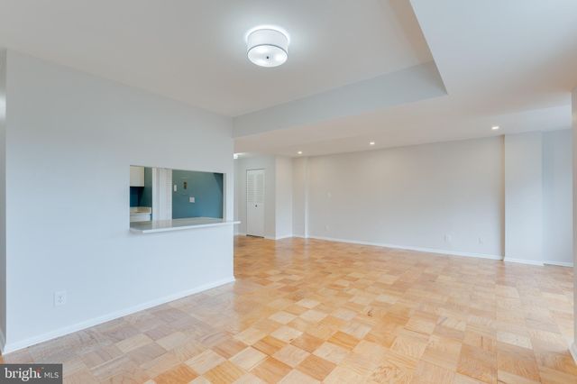 $212,900 | 5340 Holmes Run Parkway, Unit 502, Alexandria, VA 22304