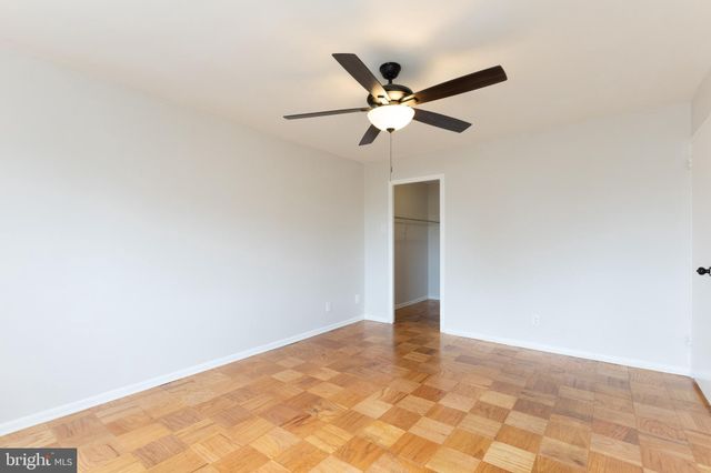 $212,900 | 5340 Holmes Run Parkway, Unit 502, Alexandria, VA 22304