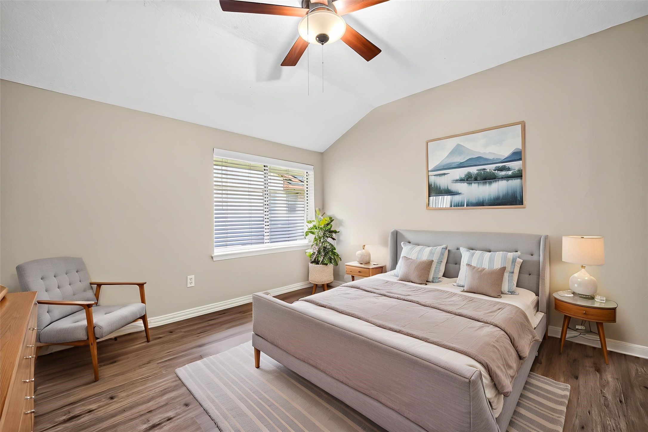 6122 Sanford Road Houston, TX 77096 - Photo 39 of 49 Photo has been virtually staged