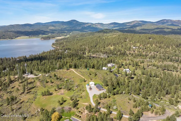 $1,199,000 | 10824 North Payment Peak Road, Post Falls, ID 83854