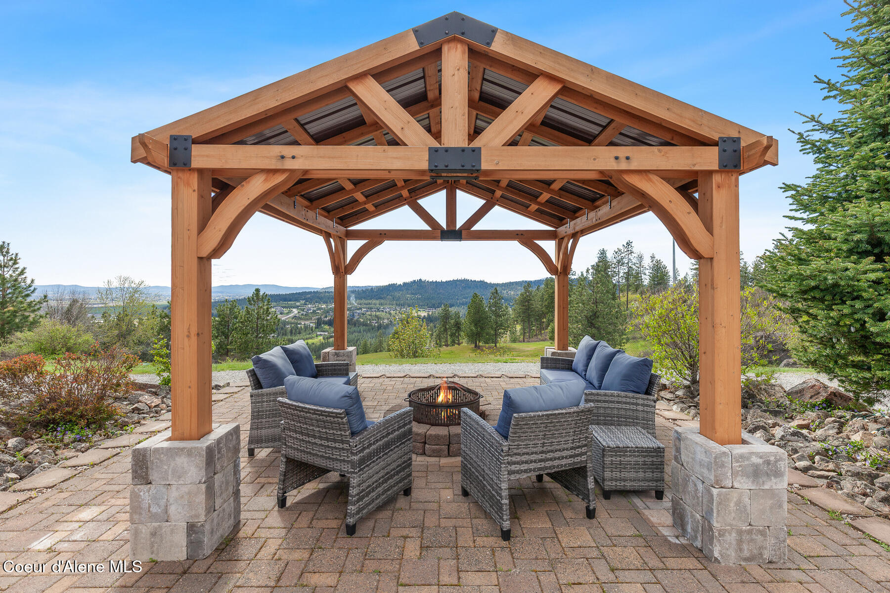 10824 North Payment Peak Road Post Falls, ID 83854 - Photo 4 of 37 10824NPaymentPeakRd-26