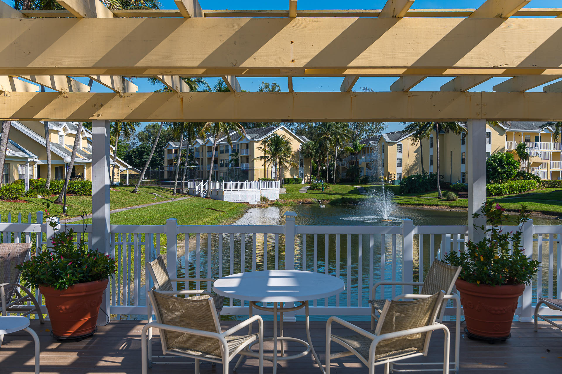 6292 La Costa Drive, Unit E Boca Raton, FL 33433 - Photo 4 of 18 photo-15