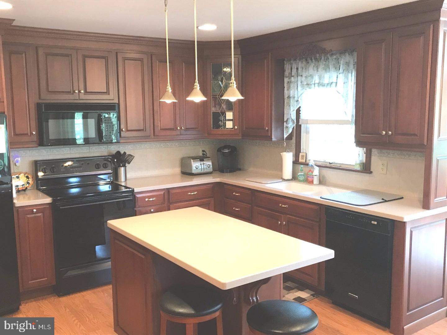 713 Gouglersville Road Reading, PA 19608 - Photo 8 of 24