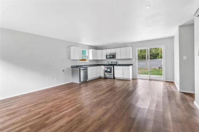 a wall with a shower in it