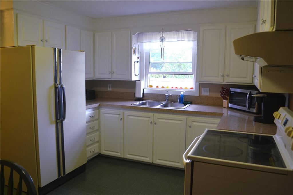 16 Vernon Road Cape Elizabeth, ME 04107 - Photo 11 of 31 Photo